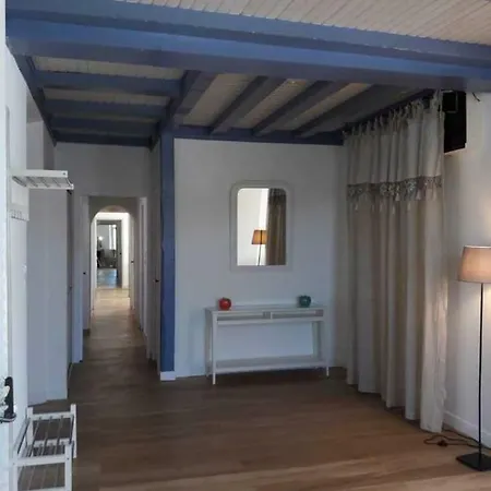 Les Ecureuils Apartment *