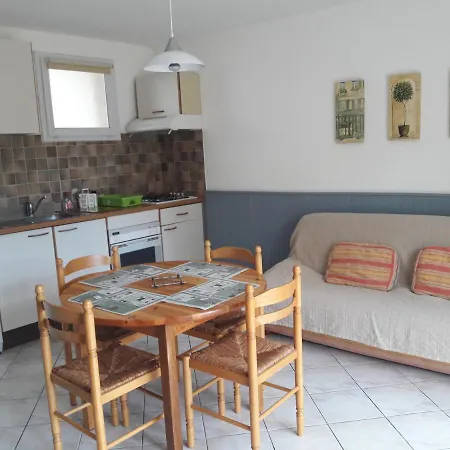 Résidence Les écureuils Apartamento Gréoux-les-Bains